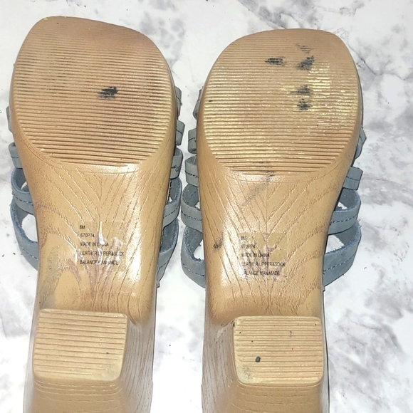 Naturalizer Sandal Genuine Suede Leather slip on mules 3" heel Gray Tan EUC - Picture 5 of 6